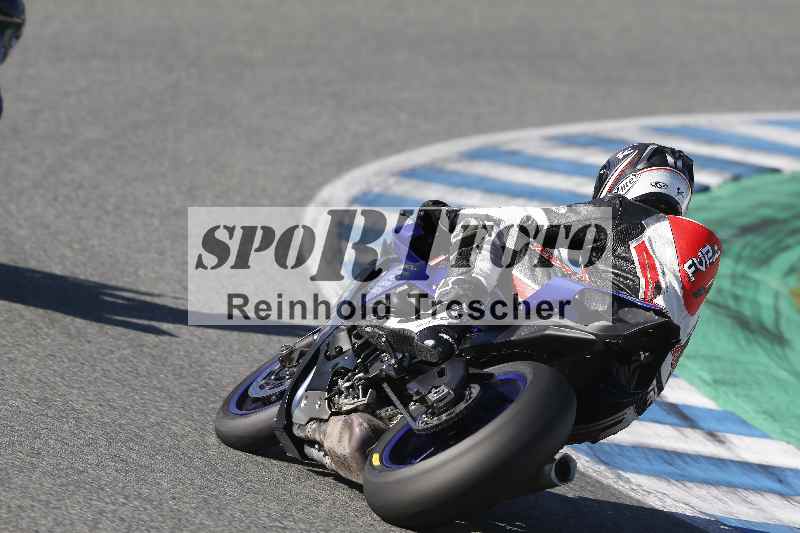 /Archiv-2024/02 29.01.-02.02.2024 Moto Center Thun Jerez/Gruppe rot-red/backside